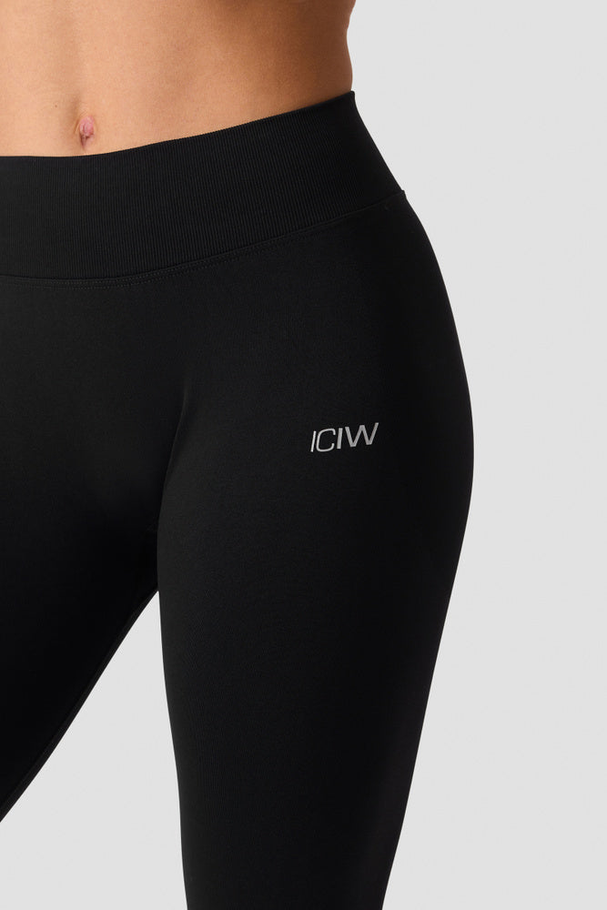 ICIW Smooth Seamless V-Shape Tights Black