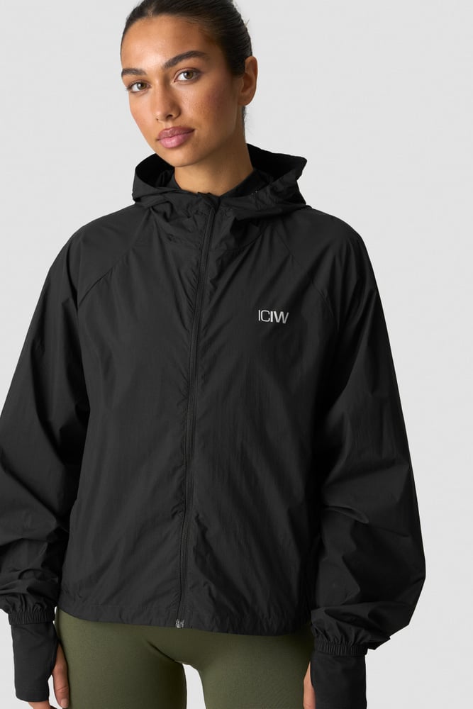 ICIW Essential Wind Jacket W Black