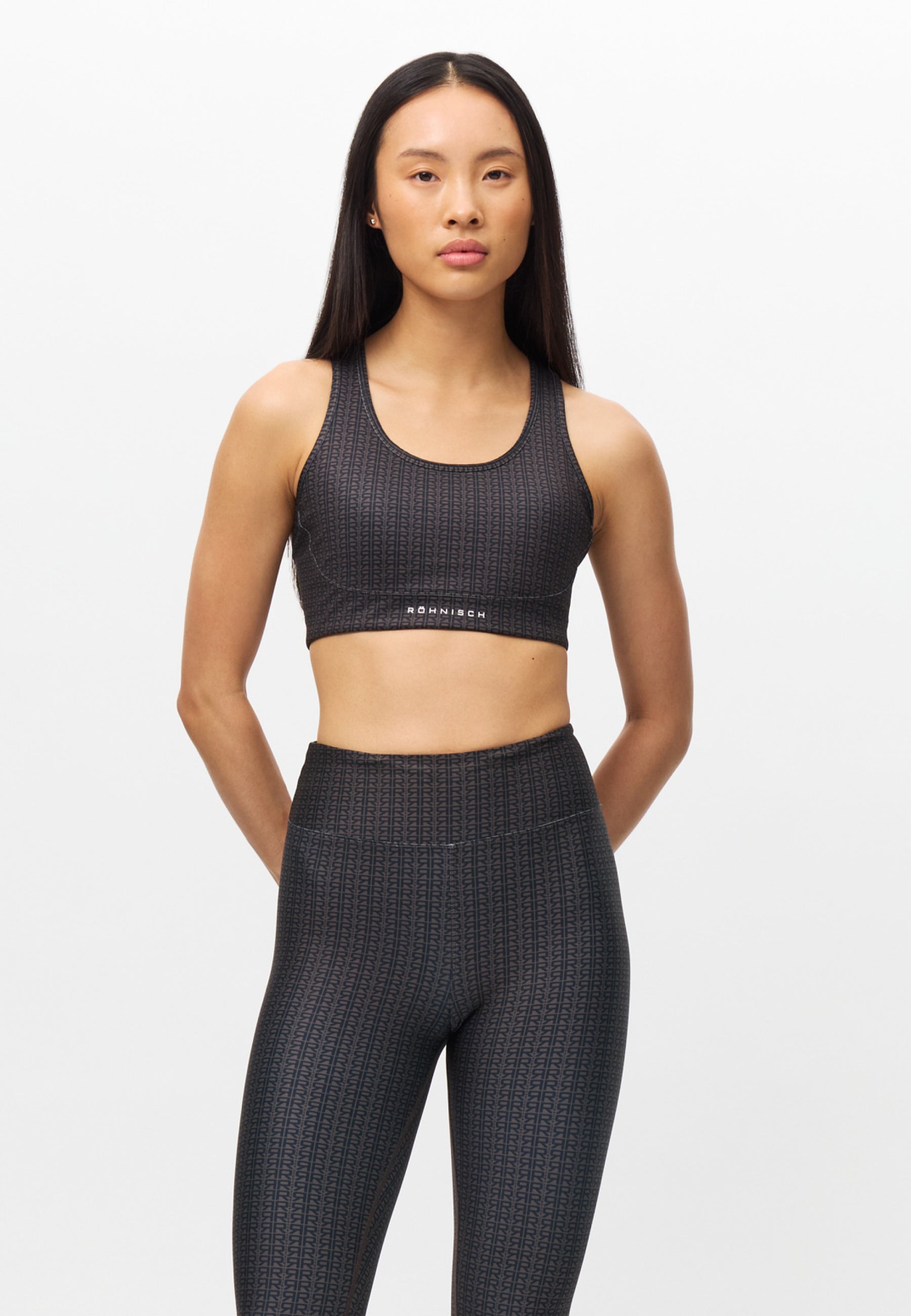RÖHNISCH Flattering Mesh Sportsbra Typographic Brown