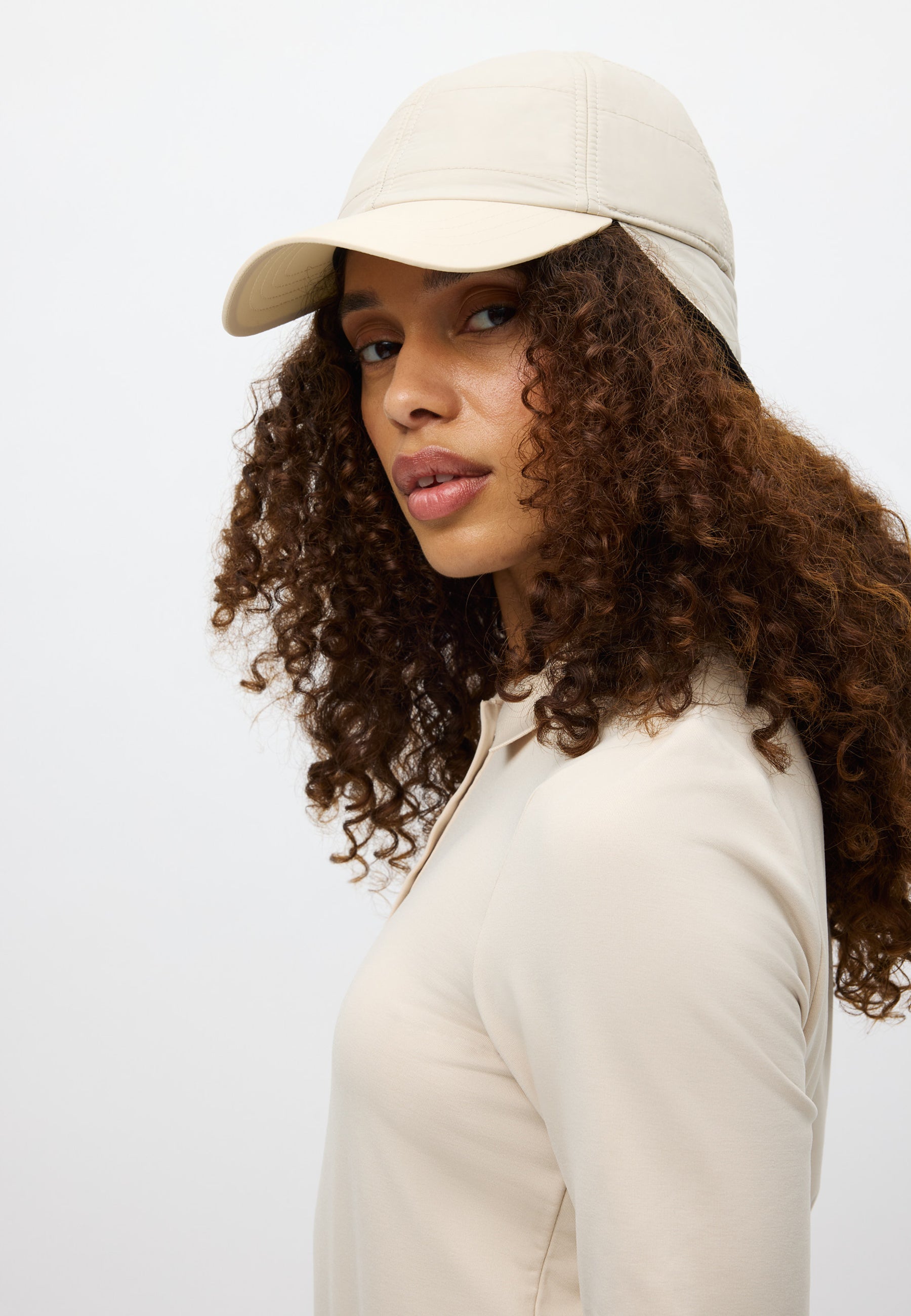RÖHNISCH Warm Padded Cap Oatmeal