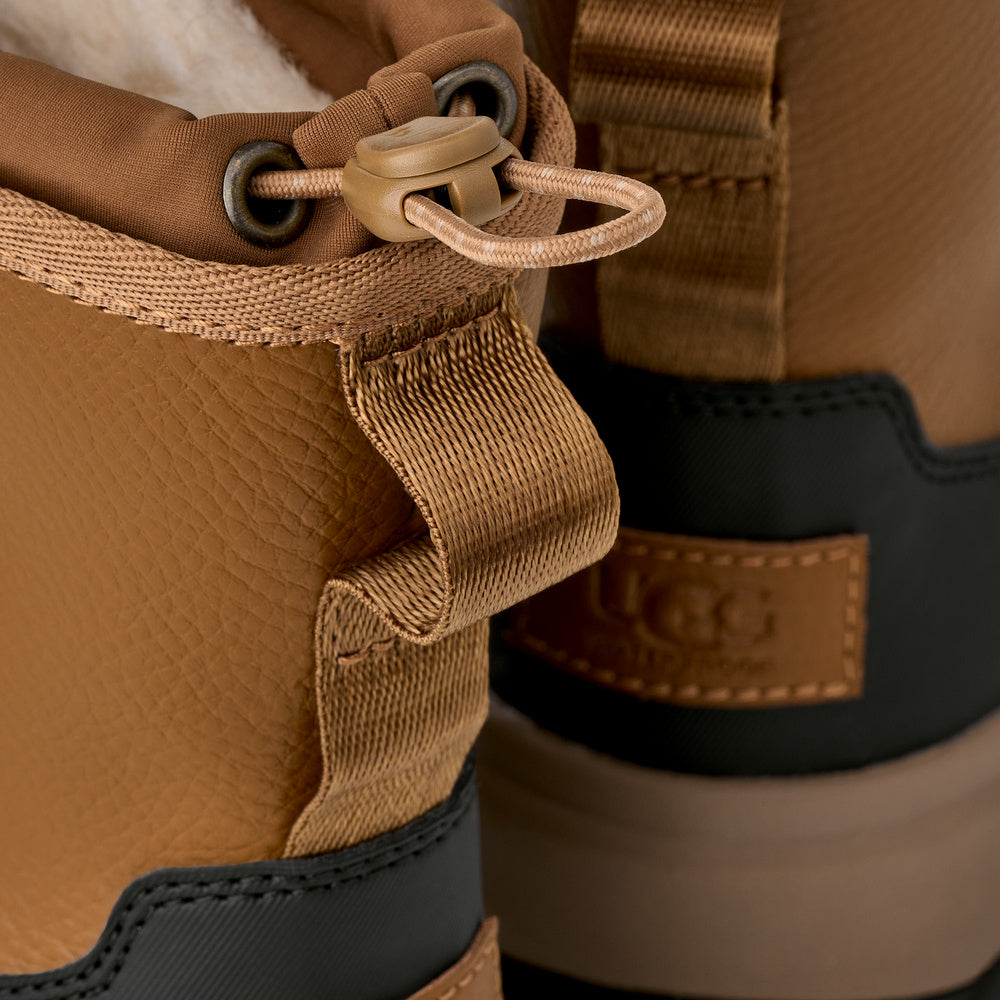 UGG Adirondack Boot XXV Pull-On – Barn – Chestnut