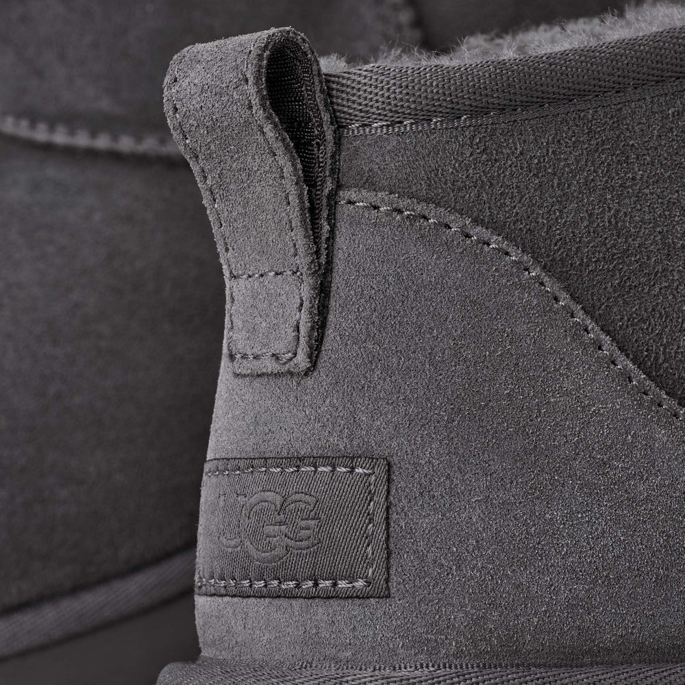 UGG Classic Ultra Mini – Herr – Dark Grey