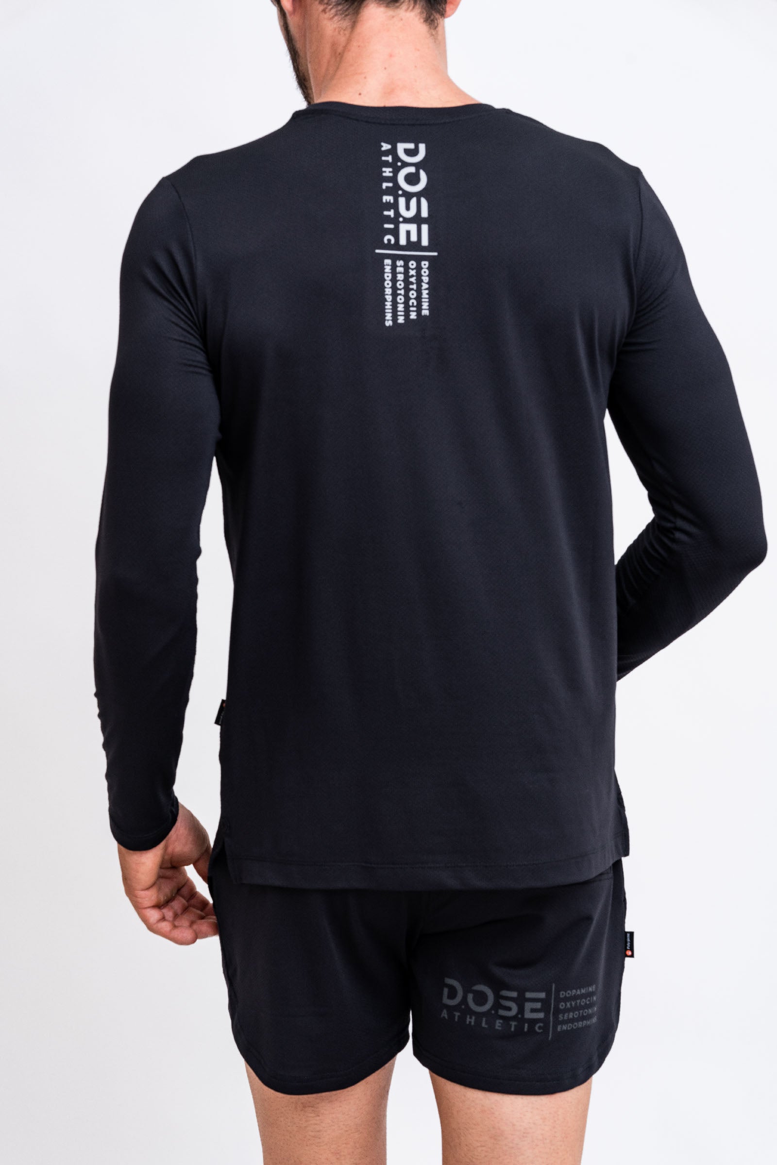 DOSE ATHLETIC Signature Långärmad T-shirt Svart