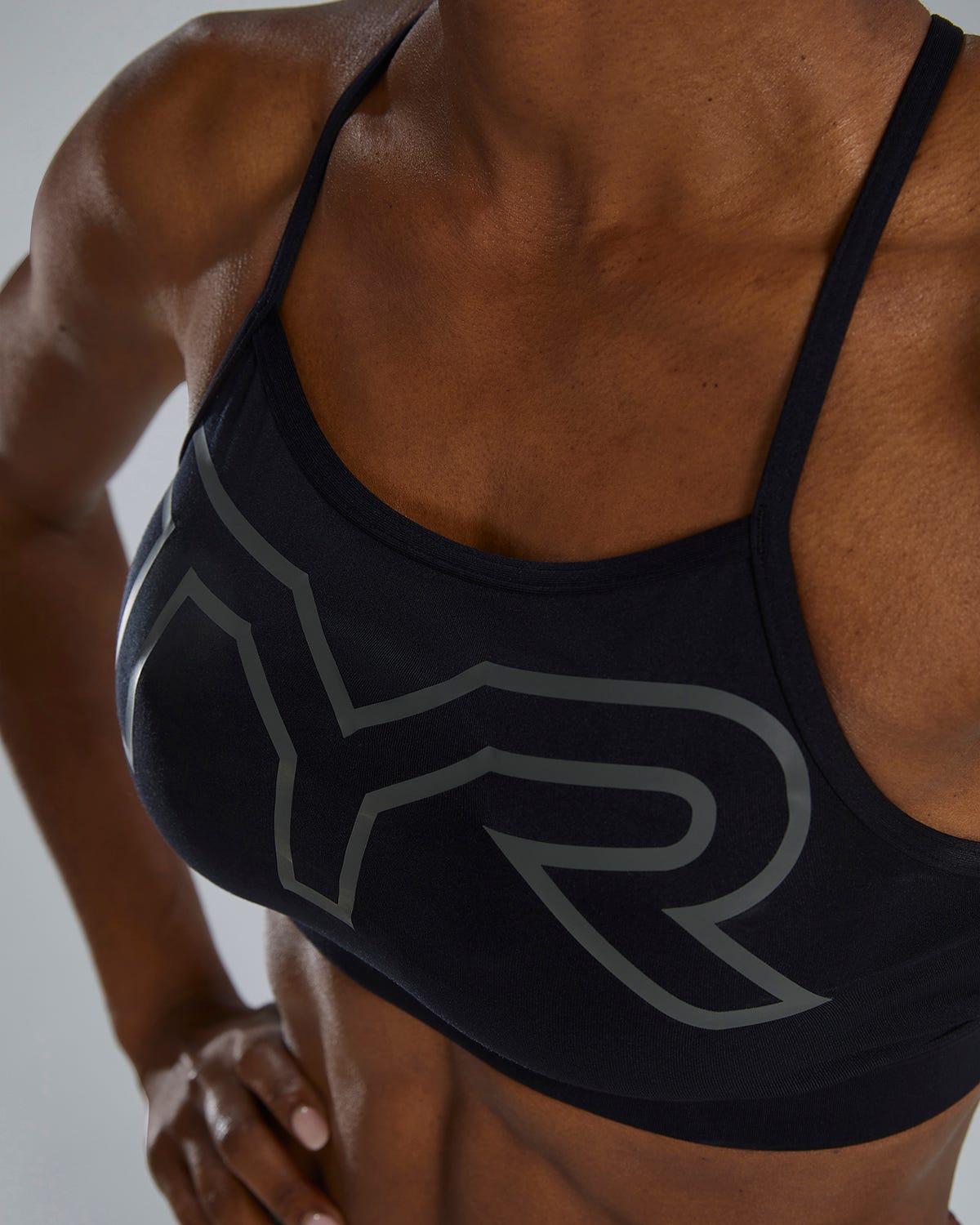 Tyr Women's Base Kinetic High Neck Sport-BH Svart