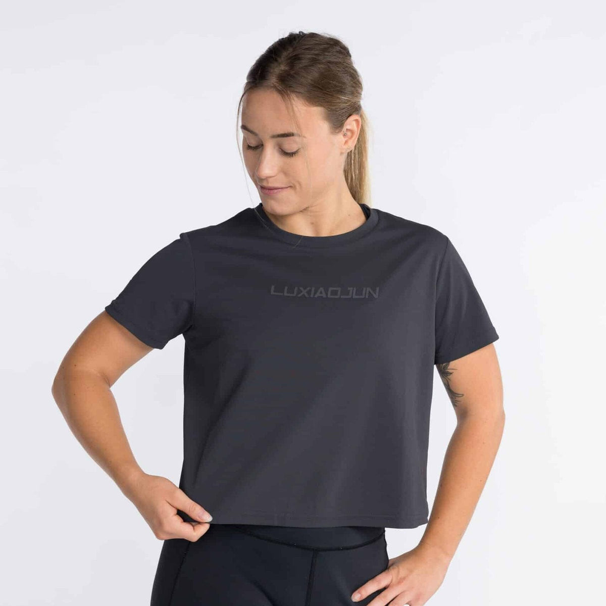 LUXIAOJUN Daily Essentials Women's Performance Tee
