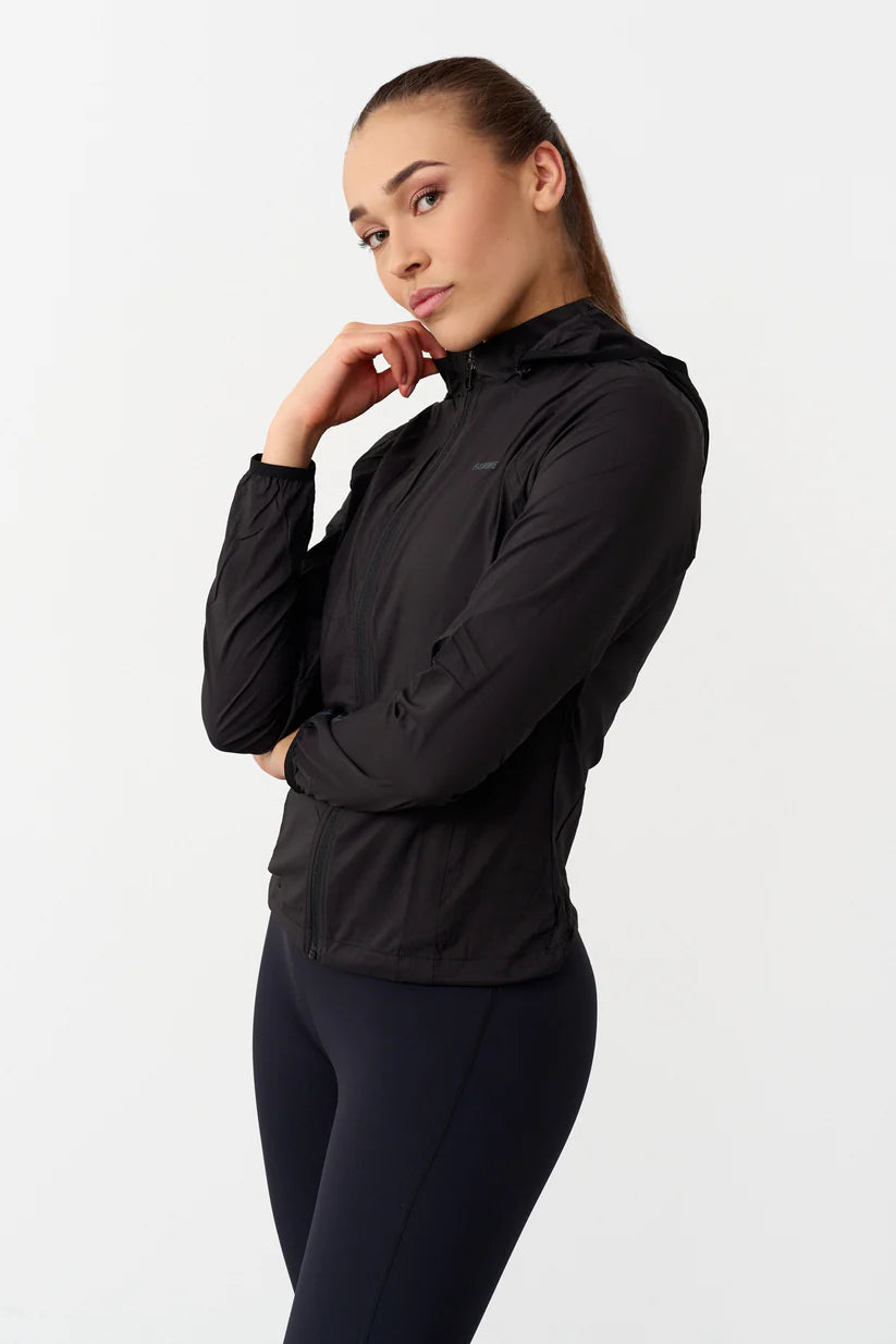 FAMME Pace Running Jacket Svart – Vattentät