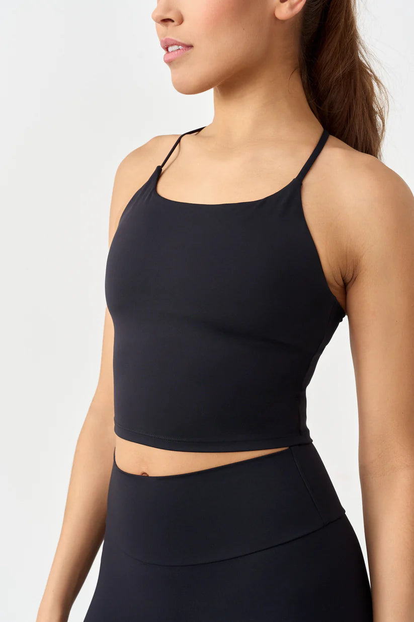 FAMME Signature Crop Top Svart – Träningstopp