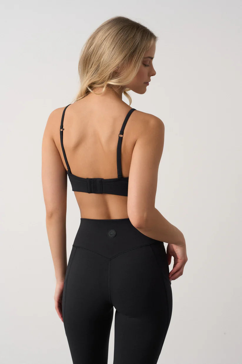 FAMME Softy Sports Bra Svart – Justerbar Sport-bh