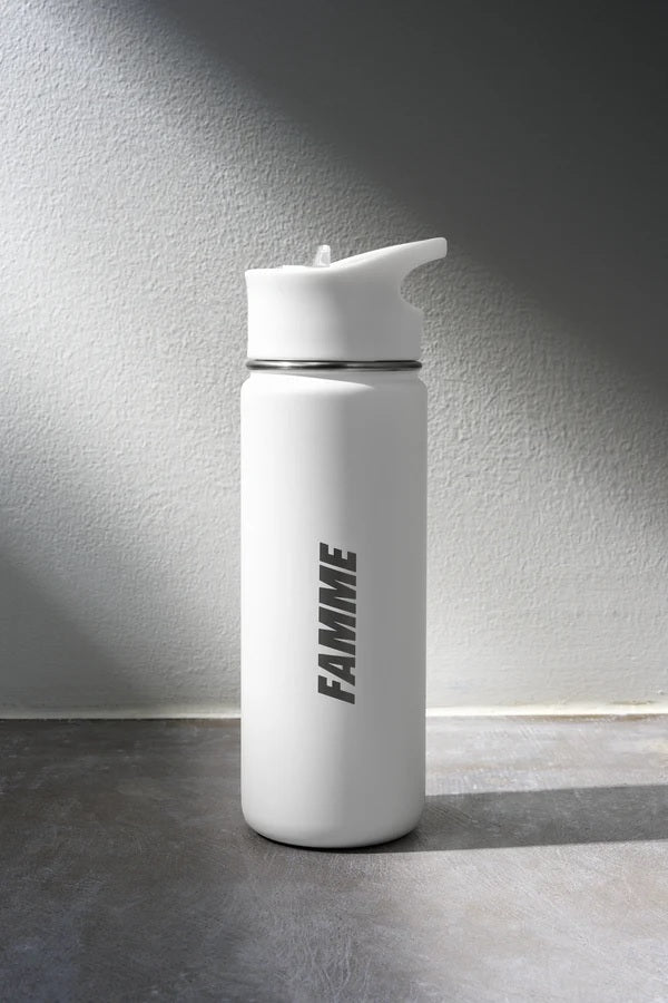 FAMME Performance Water Bottle Vit – Vattenflaska 500 ml FAMME