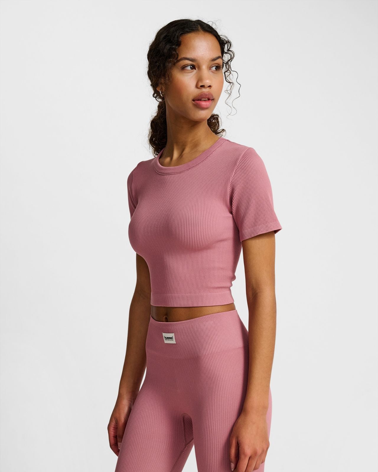 hmlPULSE SEAMLESS RIB W T-SHIRT S/S Rosa