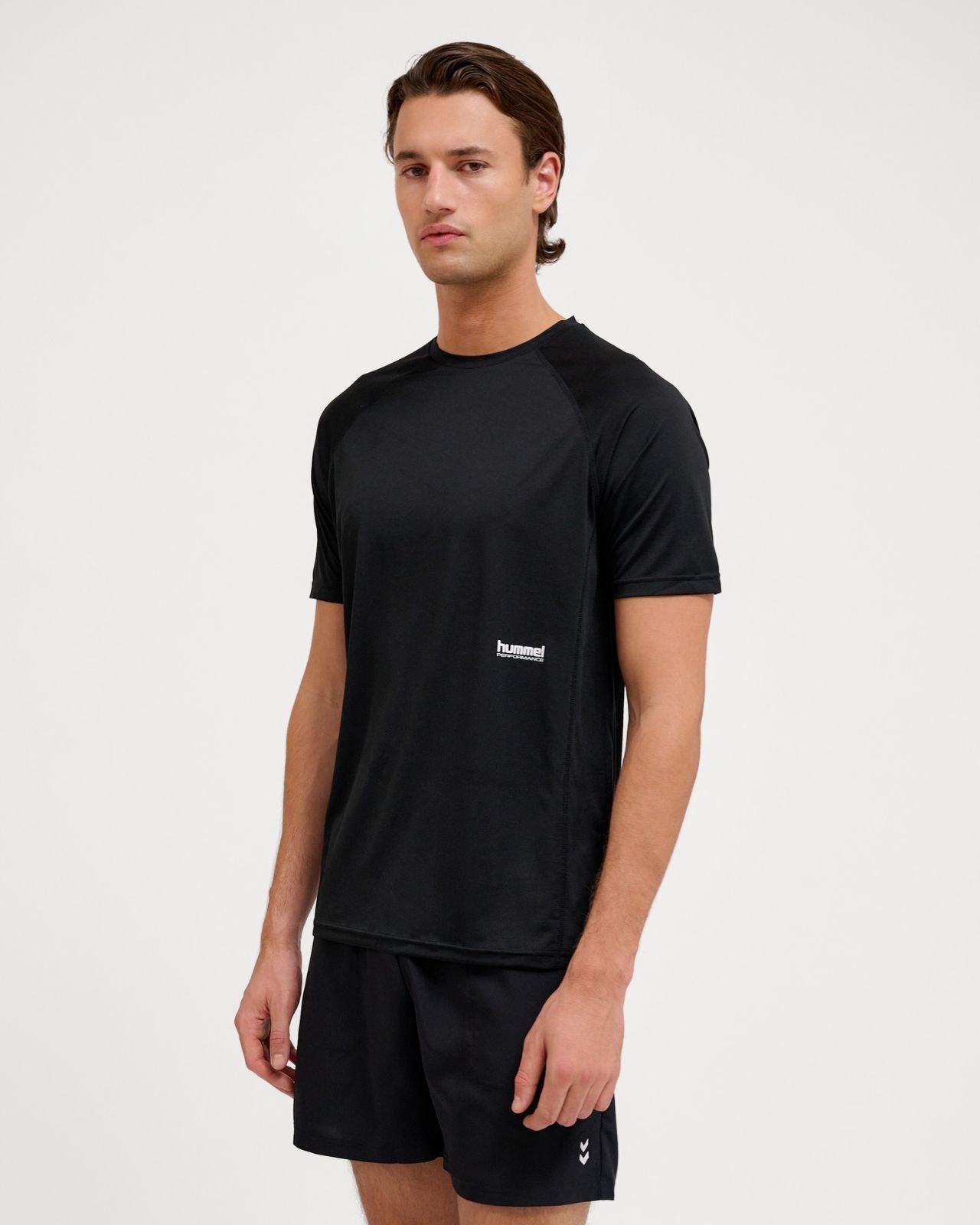 hmlPULSE WORKOUT T-SHIRT S/S Svart