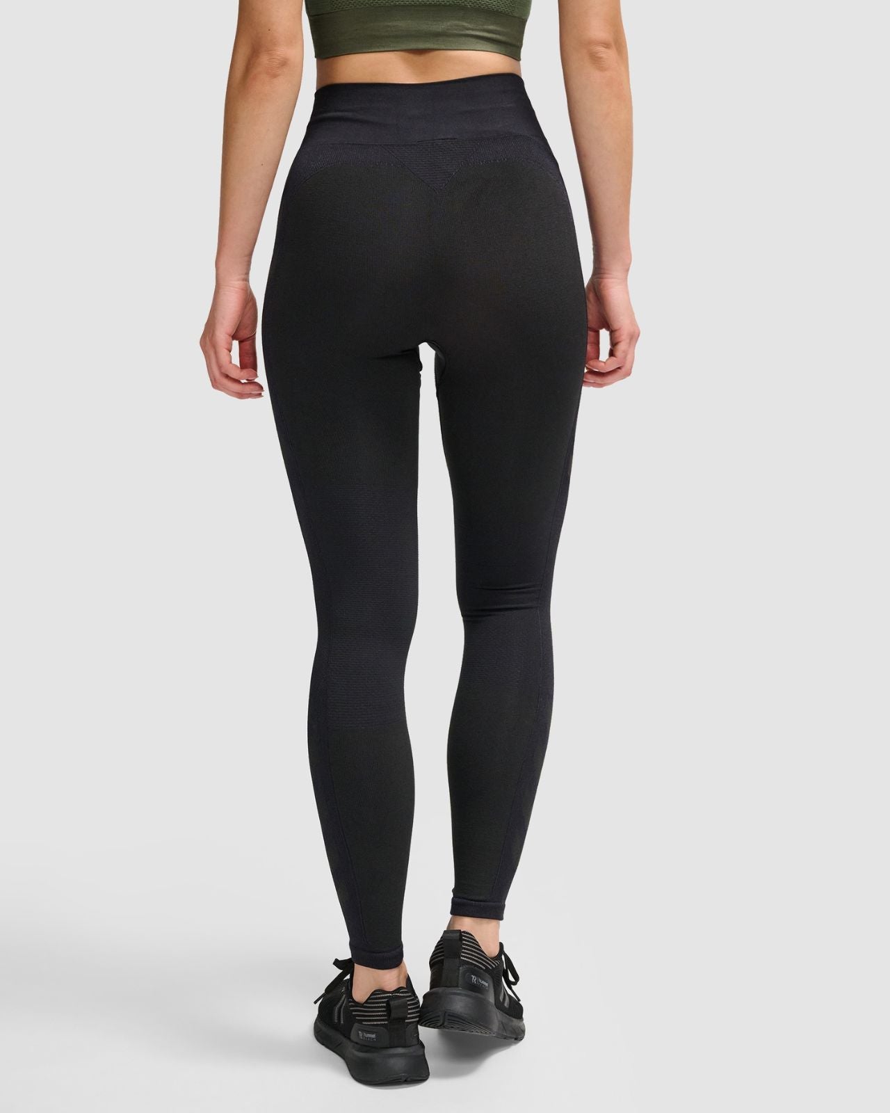 hmlCLEA SEAMLESS MID WAIST TIGHTS Svart