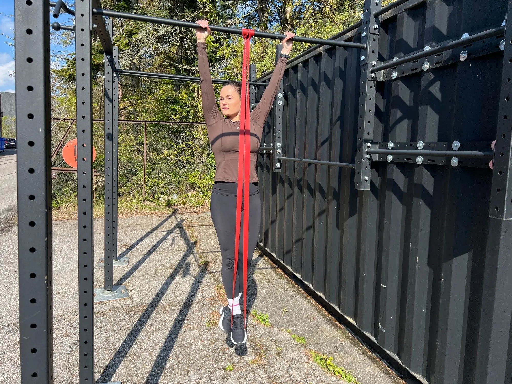 TITAN LIFE PRO Power Band Röd 22-56 kg TITAN LIFE