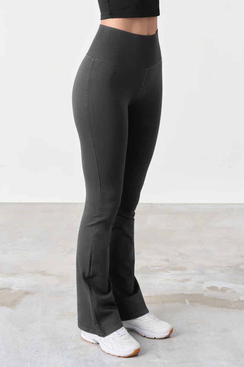 FAMME Seamless Flared Tights Grå – Sömlösa Utsvängda
