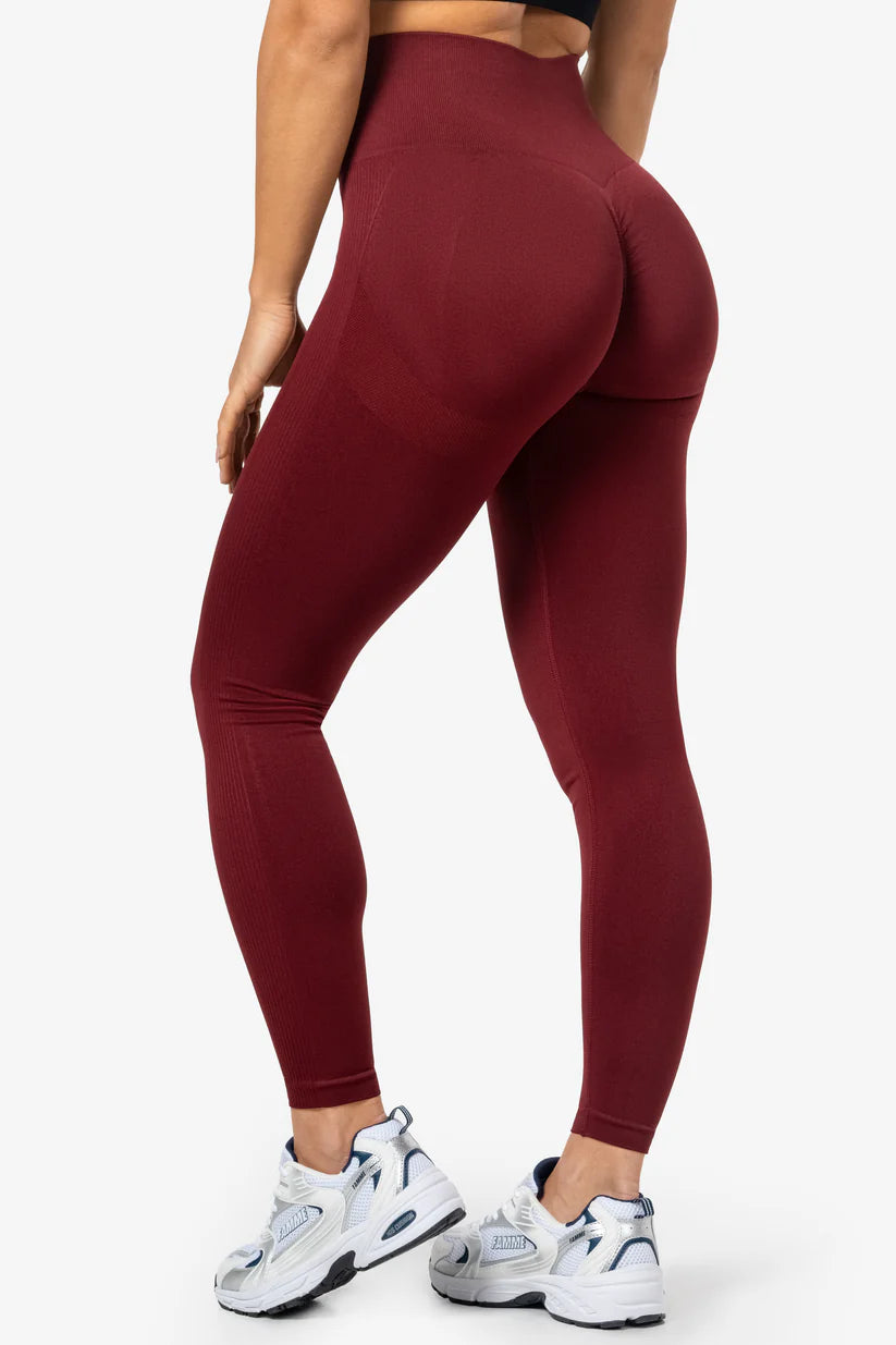 FAMME Peachy Scrunch Tights – Mörk Röda Tights