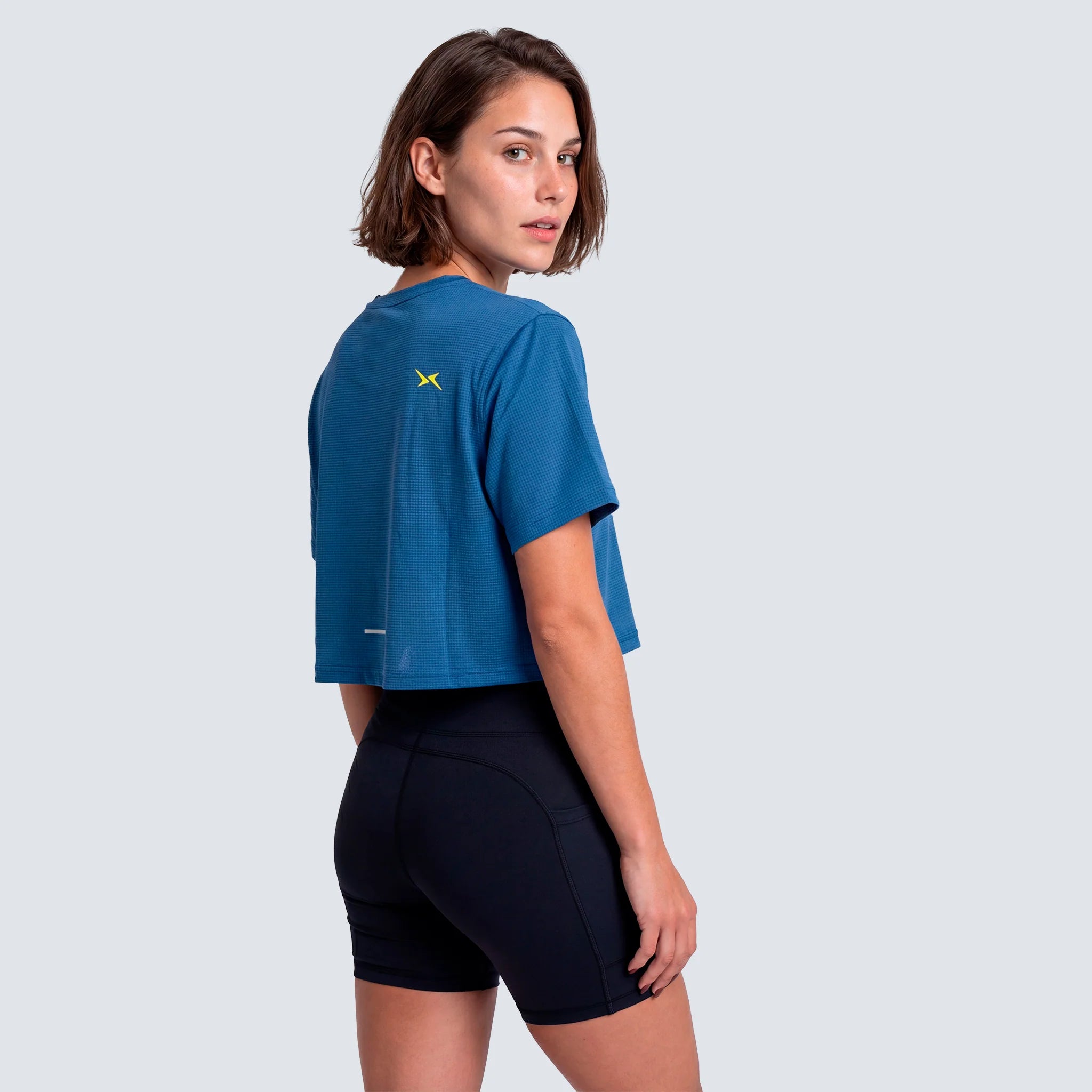 Picsil crop top träning dam detalj