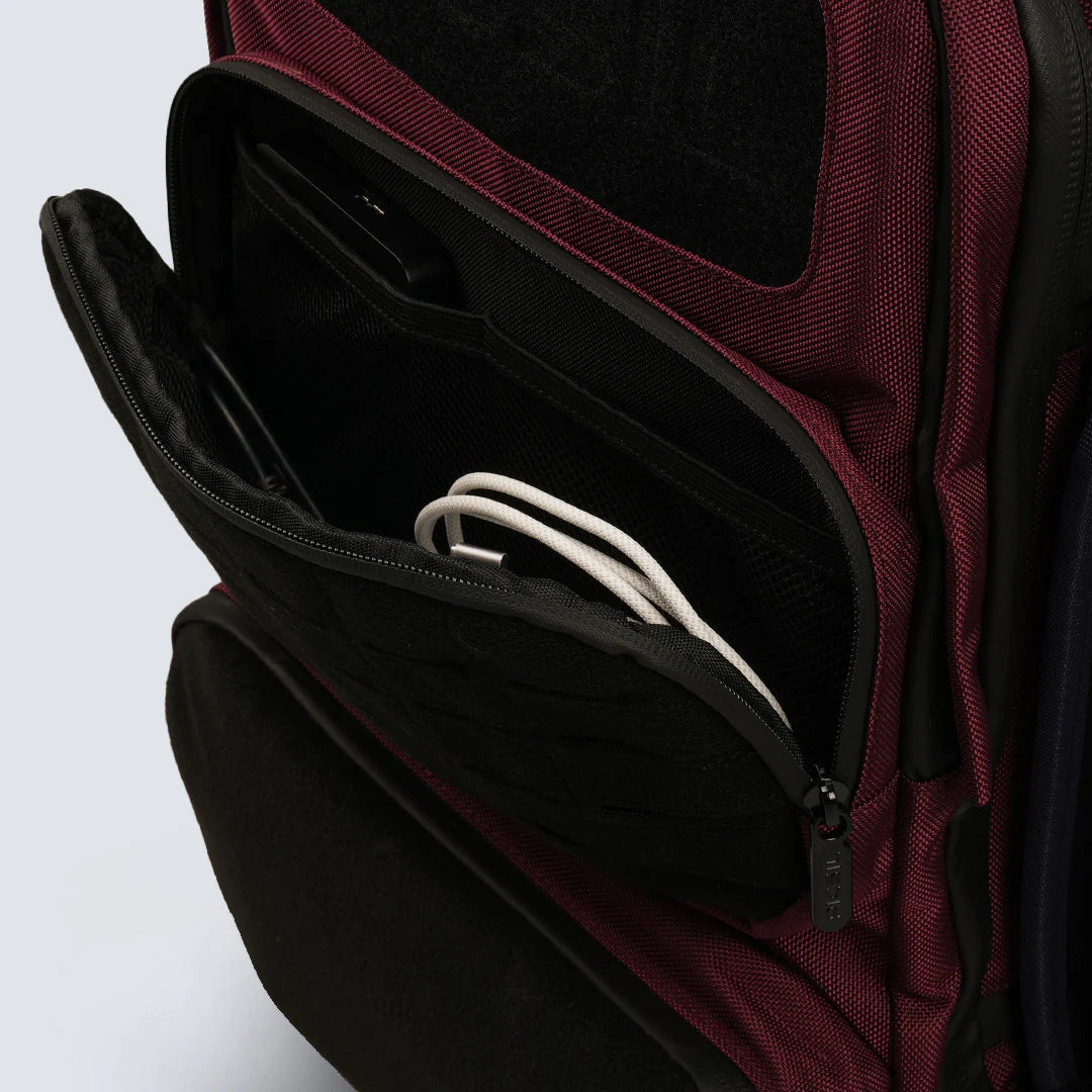 Picsil Maverick Backpack 40L Burgundy fack och organisation