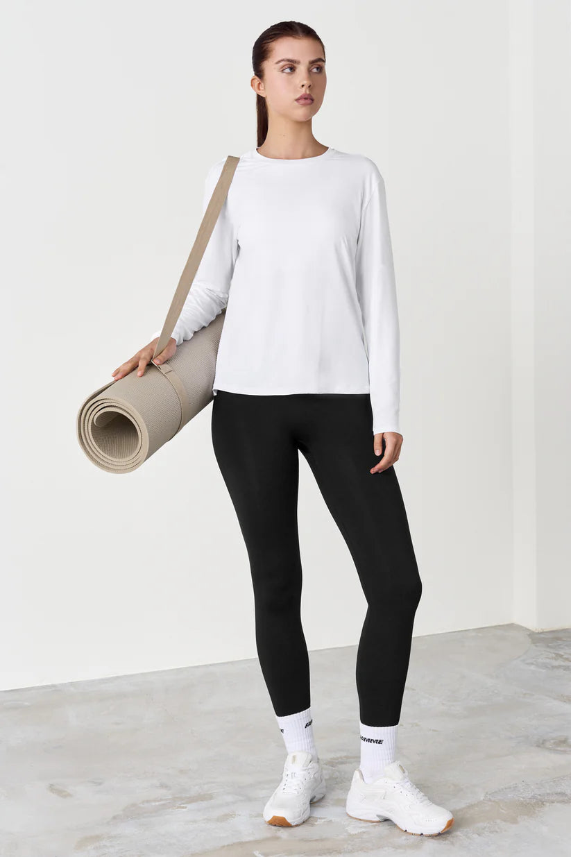 FAMME Relaxed Gym Long Sleeve Vit