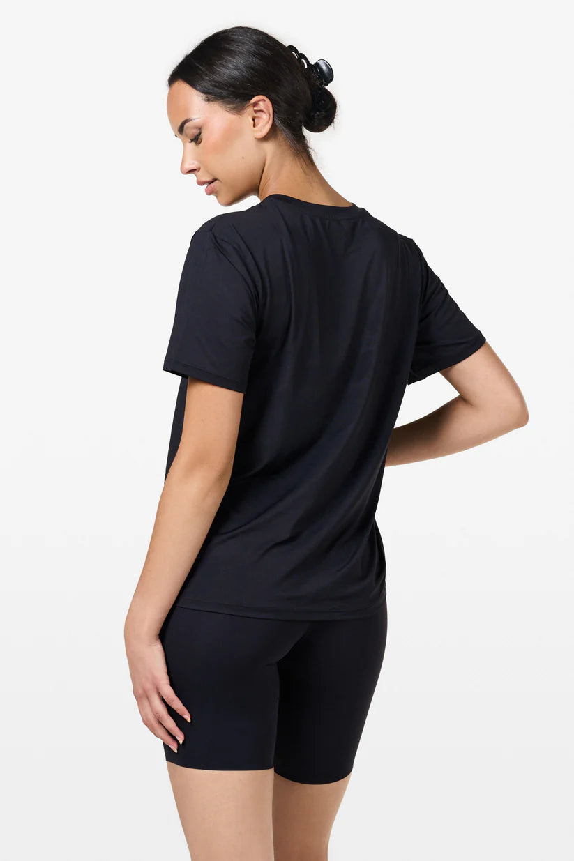 FAMME Relaxed Gym T-Shirt Svart – Oversized Träningstopp