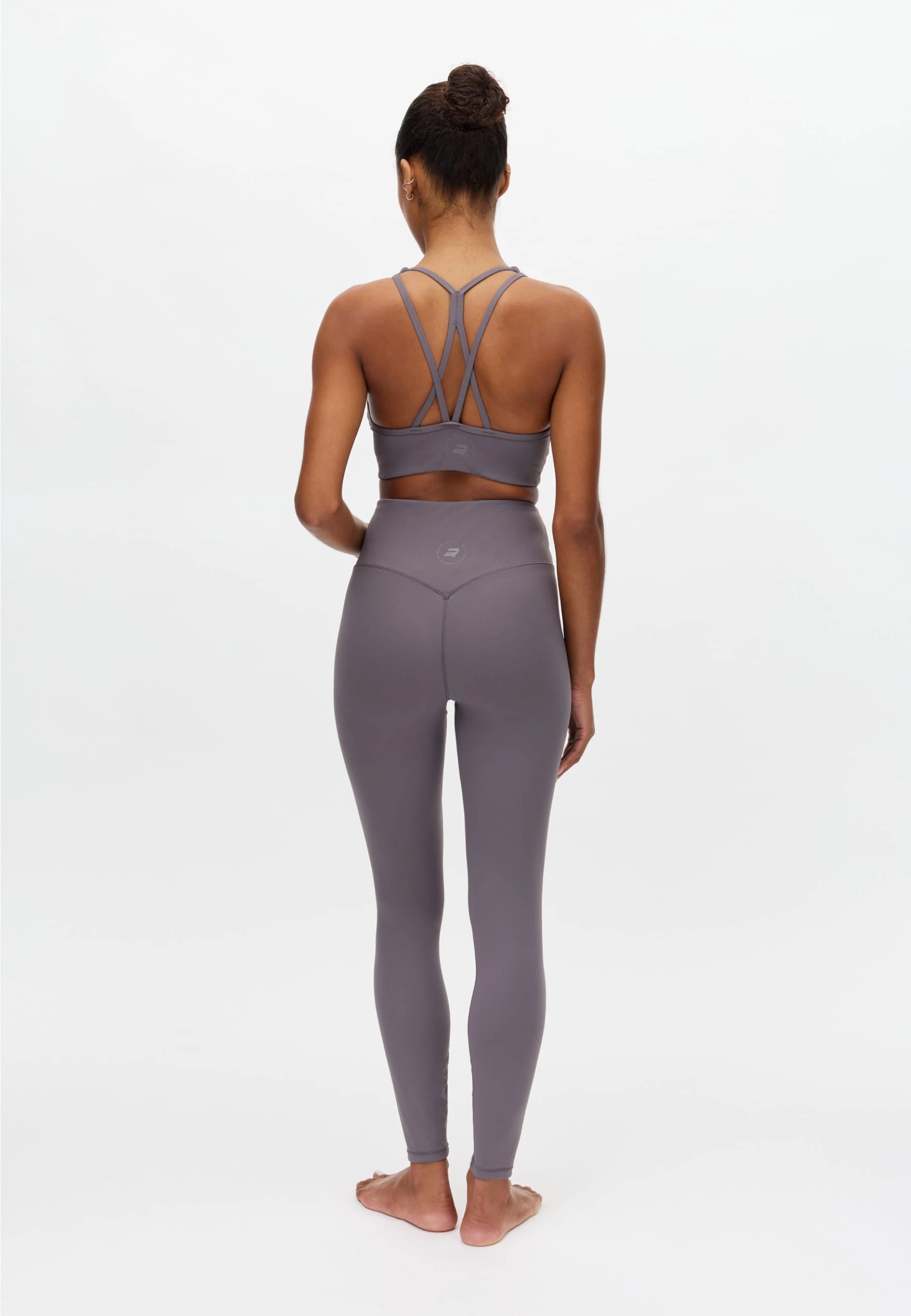 Röhnisch Legacy High Waist Tights Smoky Lavender – bakvy på träningstights