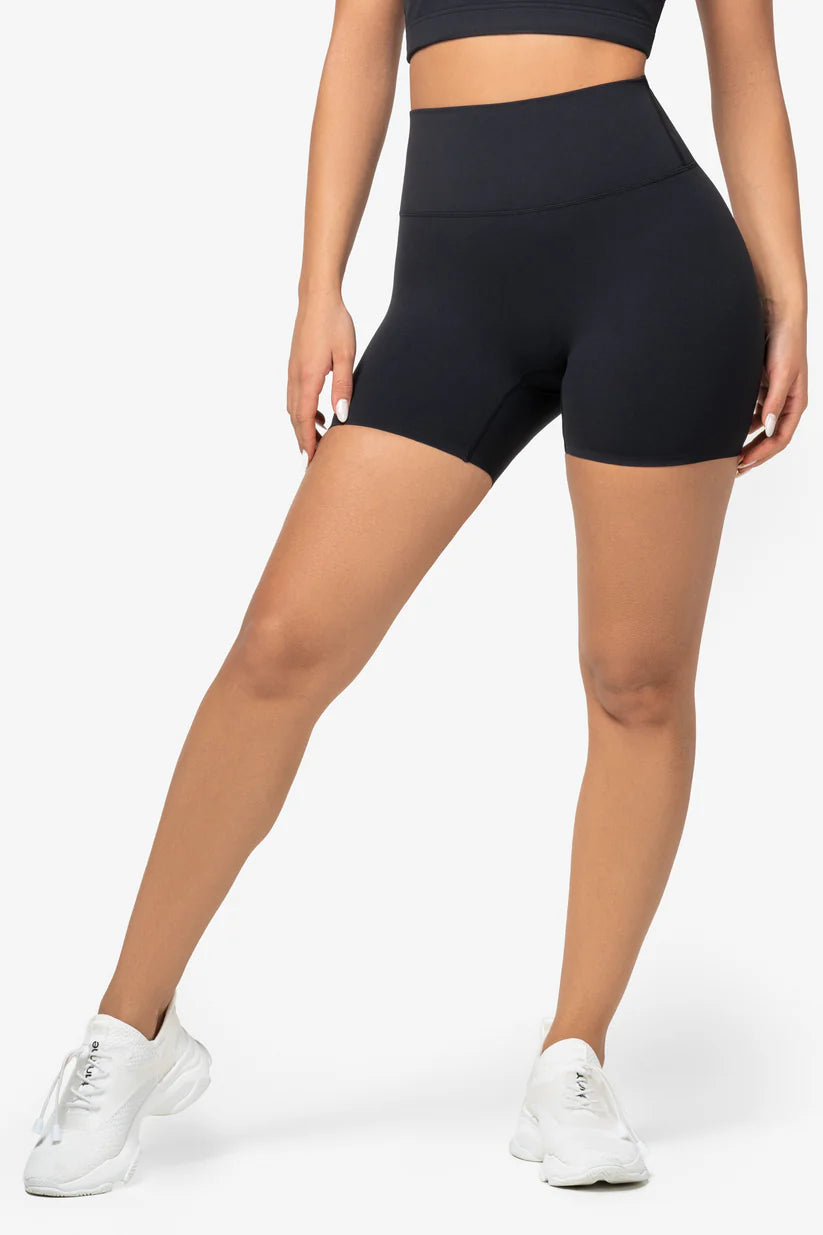FAMME Softy Shorts Svart – Träningstights Shorts