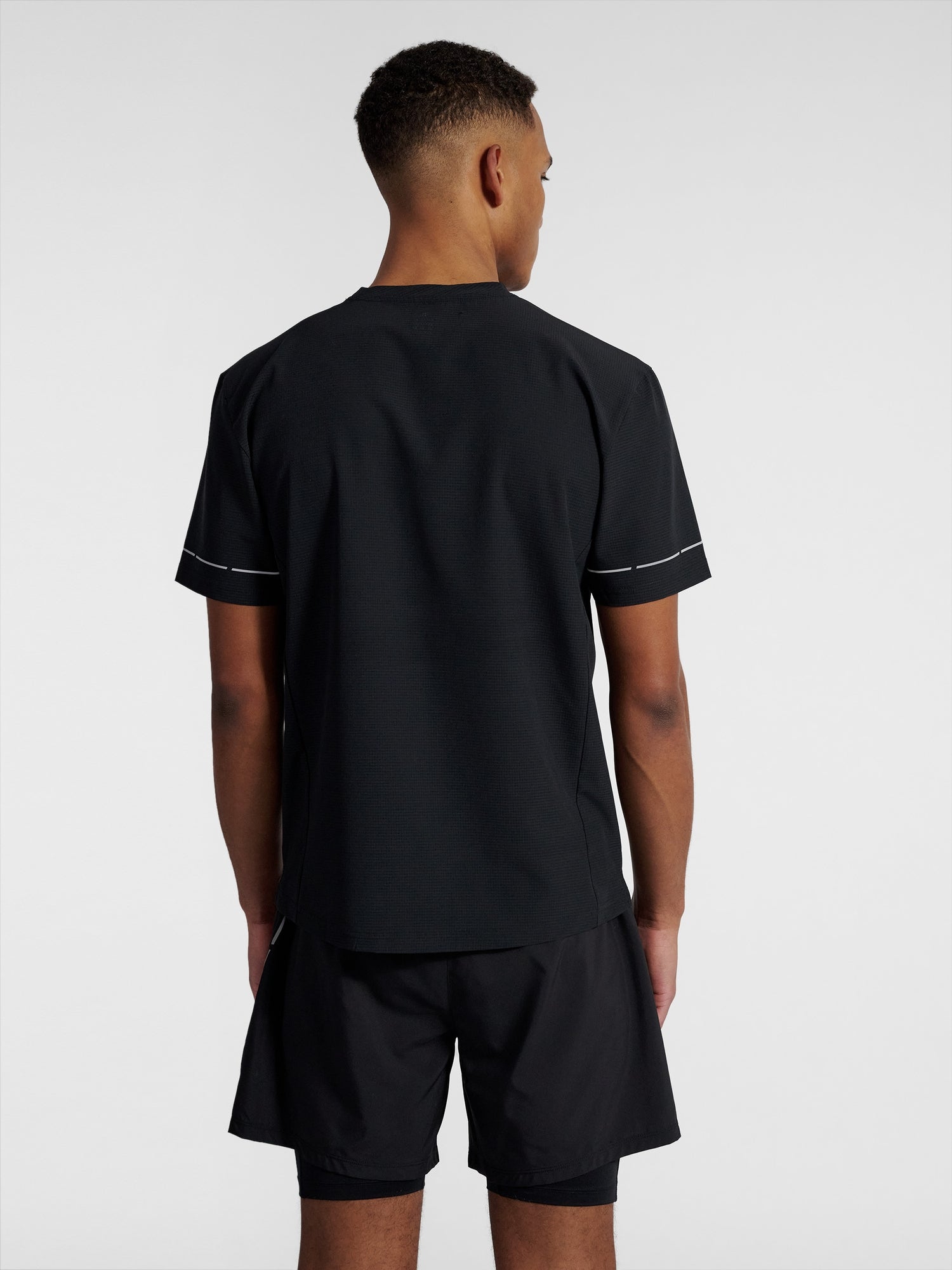 nwlBREATHE T-SHIRT Svart