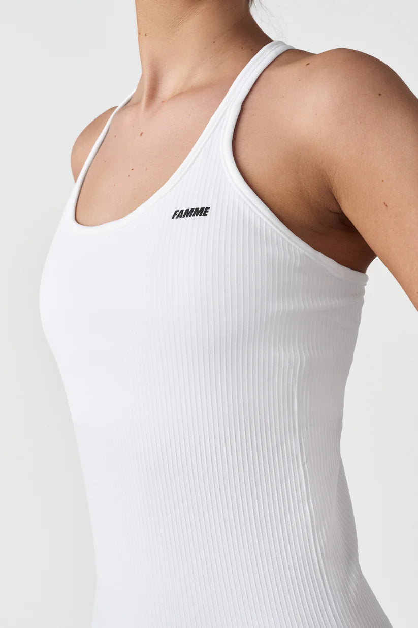FAMME Perform Tank Top Vit