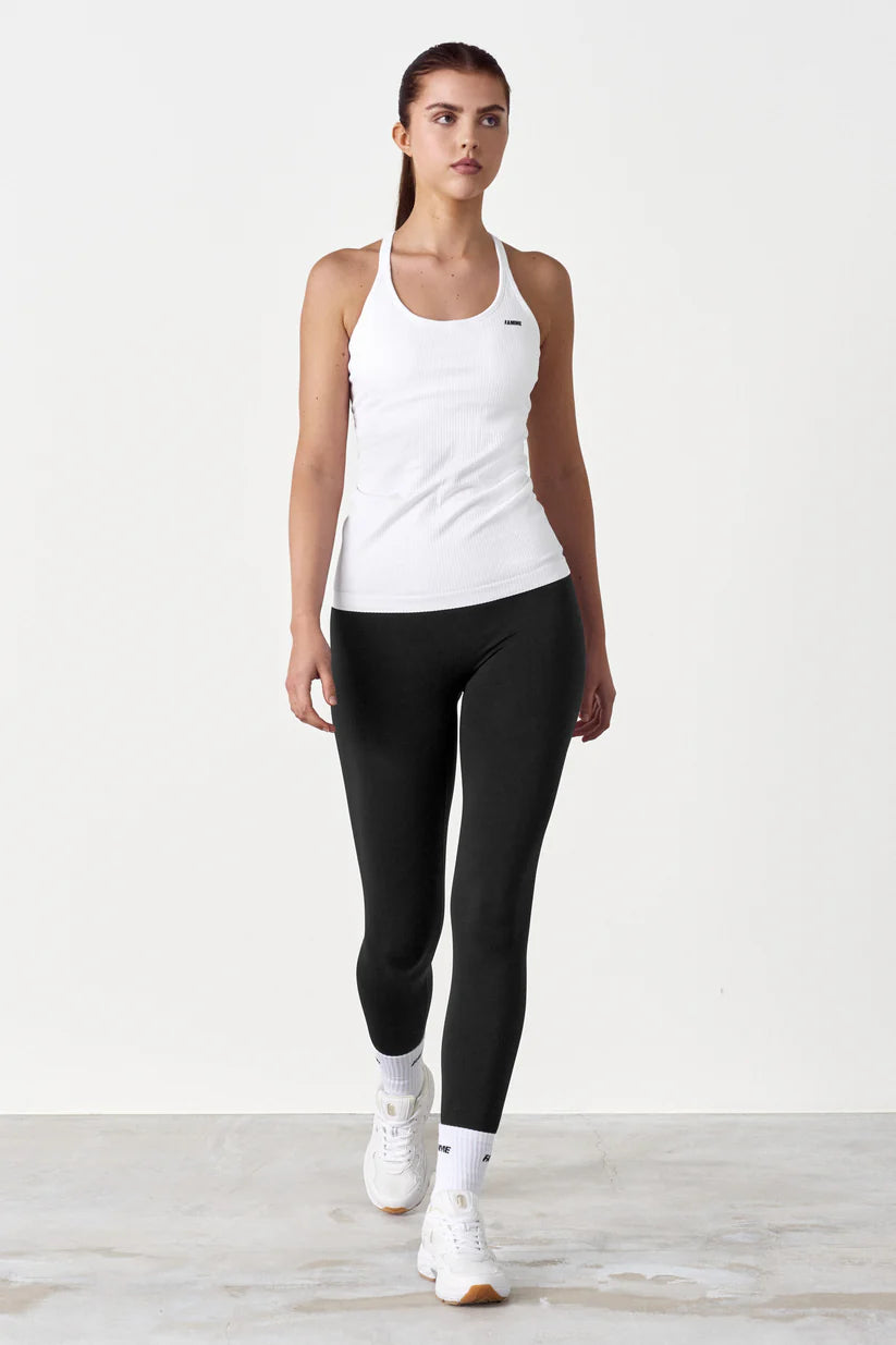 FAMME Perform Tank Top Vit